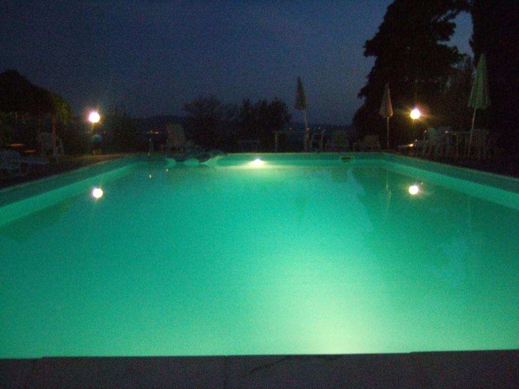 Agriturismo Relais Poggio Primo Borro Екстер'єр фото